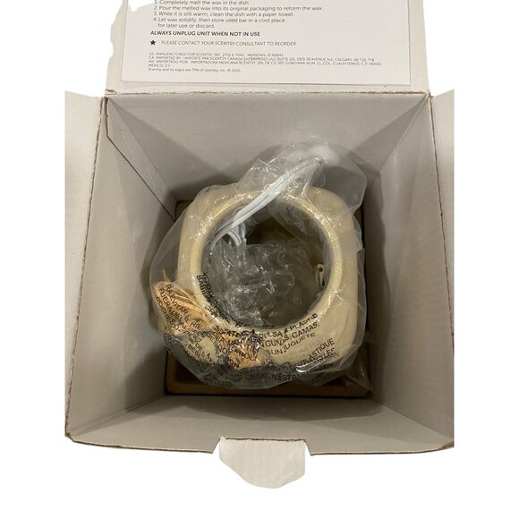 Scentsy Fall is Calling Warmer‎ NIB - Picture 4 of 6